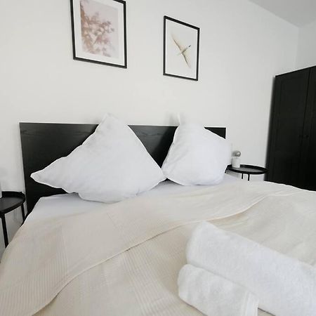 69 M², Zentral, Balkon, Stilvoll Lägenhet Osnabrück Exteriör bild