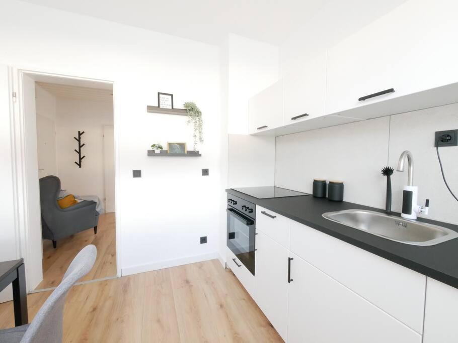69 M², Zentral, Balkon, Stilvoll Lägenhet Osnabrück Exteriör bild